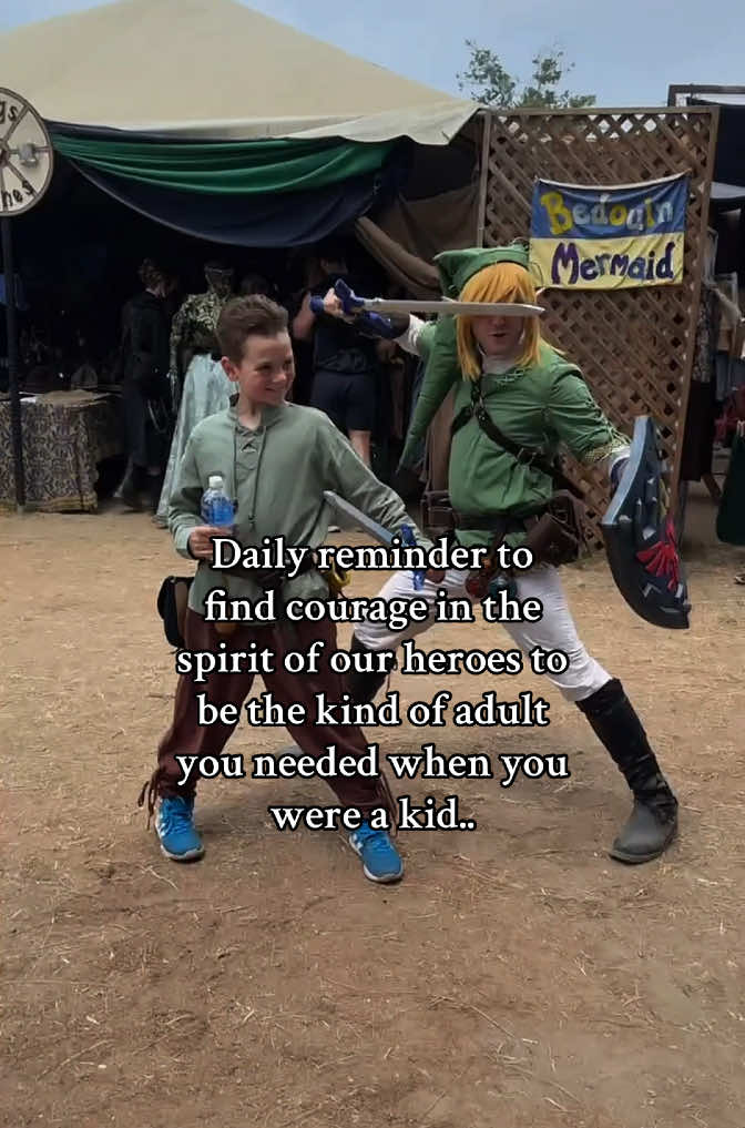 Have the courage of the hero and the kindness of the heart of the princess for everyone! ⚔️ 🏰 💛 #renfaire #zelda #legendofzelda #foryou #fyp 