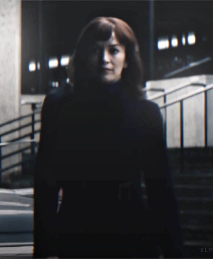WHO DAT IN THE BACK🗣️ #severance #helenaaeganedit #helenaeagan #hellyr #severanceedit #appletv #severanceappletv #Series #Edit #markseverance #hellyredit #Viral #fyp #brittlower