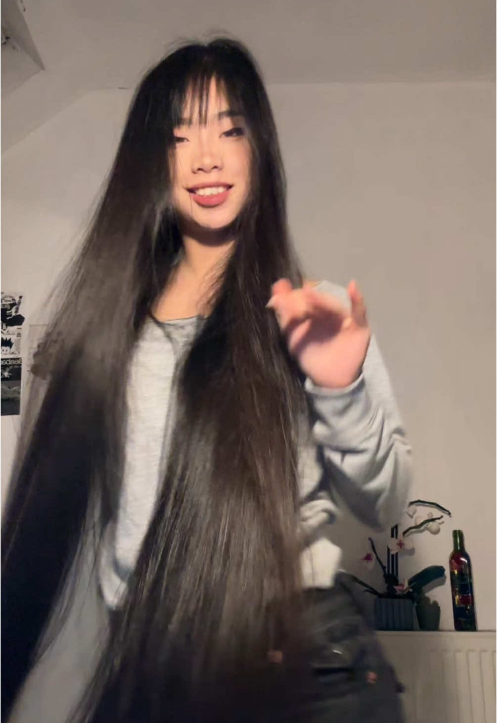 coudlnt decide which to post #fyp #dance #dancechallenge #spanish #blowup #blowup? #biral #blowthisup #dancing #trend #trending #asian #viral #fyp #foryou #foryoupage #3 