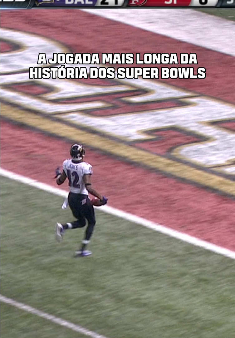 O Super Bowl era o XLVII, o ano era 2013, e Jacoby Jones retornava um kickoff 108 jardas para o touchdown dos Ravens, que venceria os 49ers para conquistar o título! #nflbrasil #nfl #SuperBowl #ravens #touchdown 