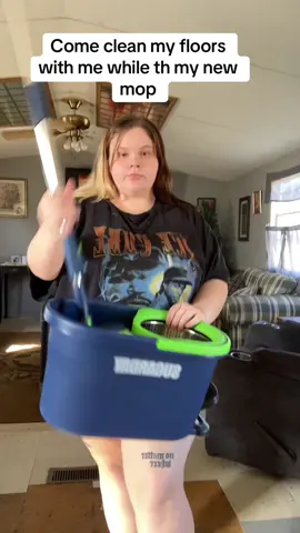 Give me side options for my supper! #CleanTok #cleaningfloors #fypシ゚viral #spinmop #moppingfloors #sweeping 