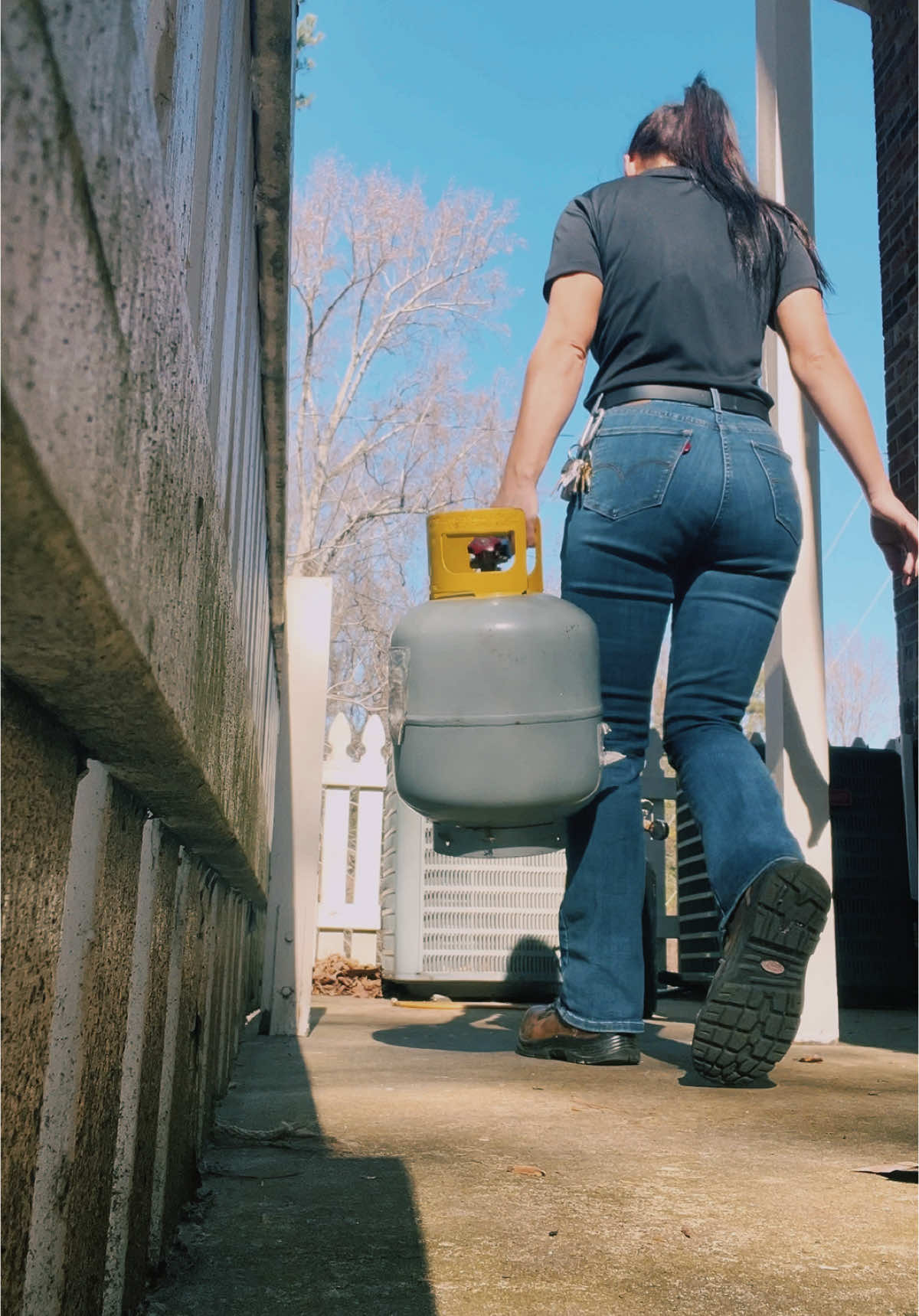 #bluecollar #womanintrades #hvac #hvactechnician 