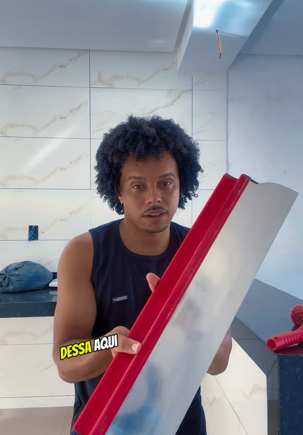 Seguindo esses passos você consegue emassar uma parede de boa!