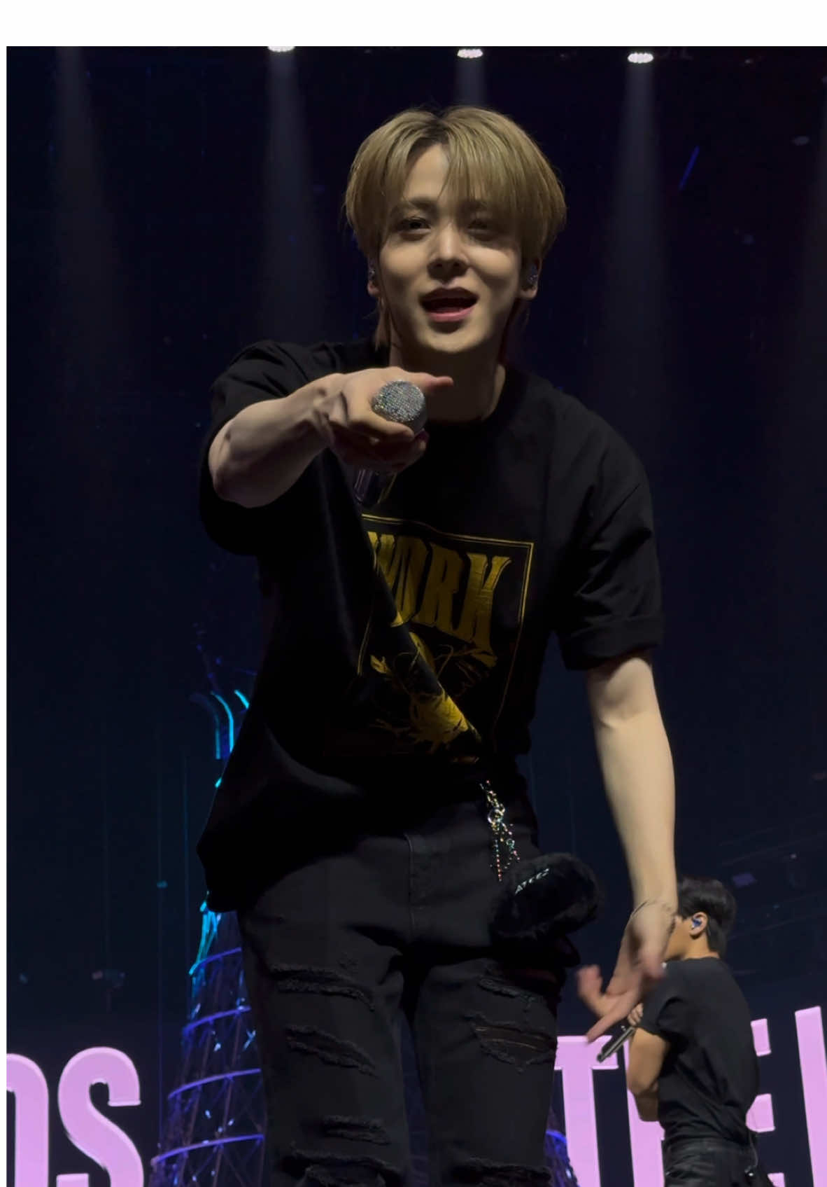 030225 ☆ Yunho Work @ #ATEEZinAmsterdam #ateez #ateezyunho #yunho #ateezfancam #yunhofancam #yunhoateez #ziggodome  @ATEEZ_Official 🎤‼️