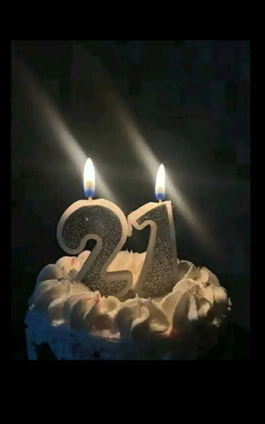 ‏🌟𝐢𝐭'𝐬 𝐦𝐲 𝐛𝐢𝐫𝐭𝐡𝐝𝐚𝐲 ✨ ‏🌟𝐎𝐟𝐟𝐢𝐜𝐢𝐚𝐥 21 🤍 عيد ميلادي ٢١ سنه..❤️🌏 اليوم اتممت عاماً جديداً من عمري♥️. اللّهم اني استودعك عاماً مضي من عمري ف اغفِر لي ما مضَي وبارِك لي في عامي الجديد وأحسن خاتمتي🤲🏻♥️. اللهم إني أشهدك بأني قد رضيت بكل ما كتبته لي في عامي الماضي فأرضني في عامي الجديد بفرح وجبر لقلبي♥️🤍🤲🏻 وكتب ليا الخير حيث كان ♥️ اللّهُمّ إنّي استودِعُك بُعمري خيراً و استودعتك أقداري فجمّلها لي بما شئت🥺♥️🤍🤲🏻 أتمني كل سنه أكتب بوست عيدميلادي وأهلي وصحابي وكل حد بحبه معايا #21سنه_في_طاعه_الله❤️✨ 