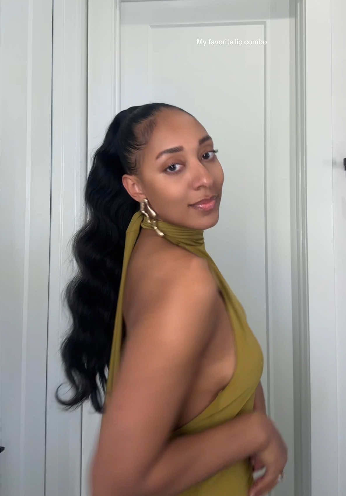 🤍Fave lip combo rn @Kylie Cosmetics @Kylie Jenner lip liner in 'cocoa' and supple kiss lip glaze in 'Nude Kiss' 💋 #fyp #kyliecosmetics #grwm #lipcombo #makeup #lipgloss #newmakeup #lipcombo #lipcombotutorial #glossylips #makeuptutorial #lipcombo #lipcombotiktok 