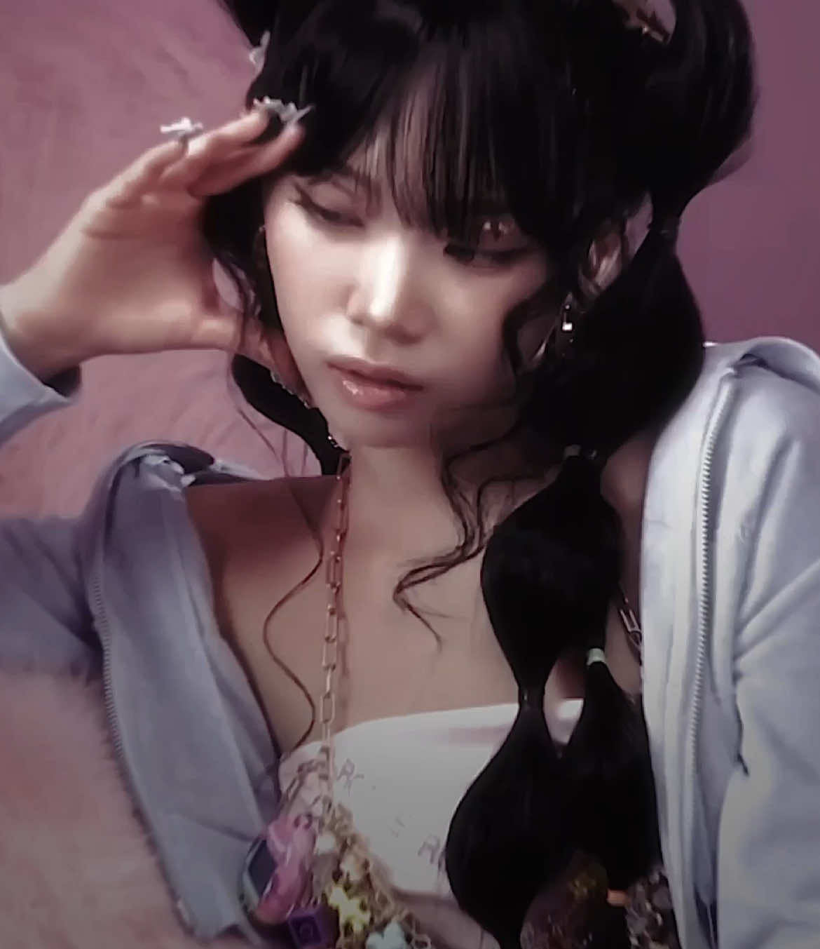 #chaewon: call me Dorothy cuz im tryna get caught in her cyclone 😜 #lol #needthat    | #lixzees #chaewonlesserafim #chaewonedit #lesserafim #lesserafimedit #kpop #kpopedit #videostar #videostaredit #aftereffects #fyp 