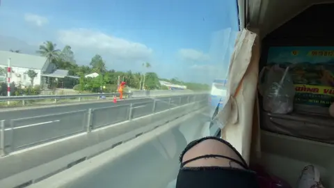 Cảm giác bước lên xe phải xa nhà xa bame để đi làm...nó khó tả😊#xuhuongtiktok #xanha 