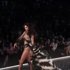 𝐦𝐞 𝐮𝐧𝐢 𝐚𝐥𝐚 𝐭𝐞𝐧𝐝𝐞𝐧𝐜𝐢𝐚 