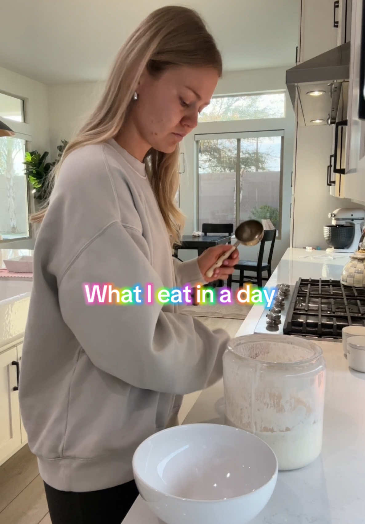What I eat in a day as a busy mom 💕 #whatieat #momlife #mother #motherdaughter #whatiatetoday 