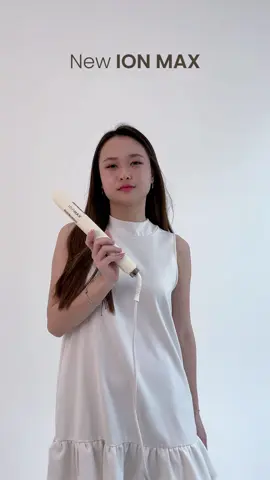 Goodbye Frizz 🌬️ Hello Shine ✨ Upgrade catokan mu sekarang! Udah waktunya investasi ke catokan untuk rambut sehatmu 🥰 Dapatkan hasil rambut lebih lembut dan bercahaya dengan IONMAX 🫧