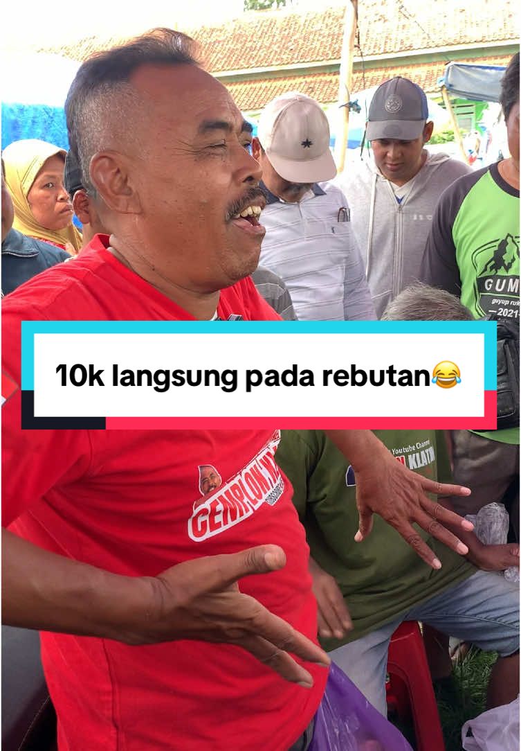 Pak cemplon mode ngece🤣#lucu #pedagang #solo24jam🌻 #klaten24jam #xzybca #cemplon #lewatberanda #affiliatemarketing #moots? #moots #asahpisau 