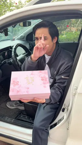 Ông nào tinh tế lắm mới biết mua món này tặng bạn gái #maymassagebungkinh 