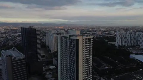 #dji #building #dronevideo #djiglobal #dronevideography #droneshot #philippines #droneview 