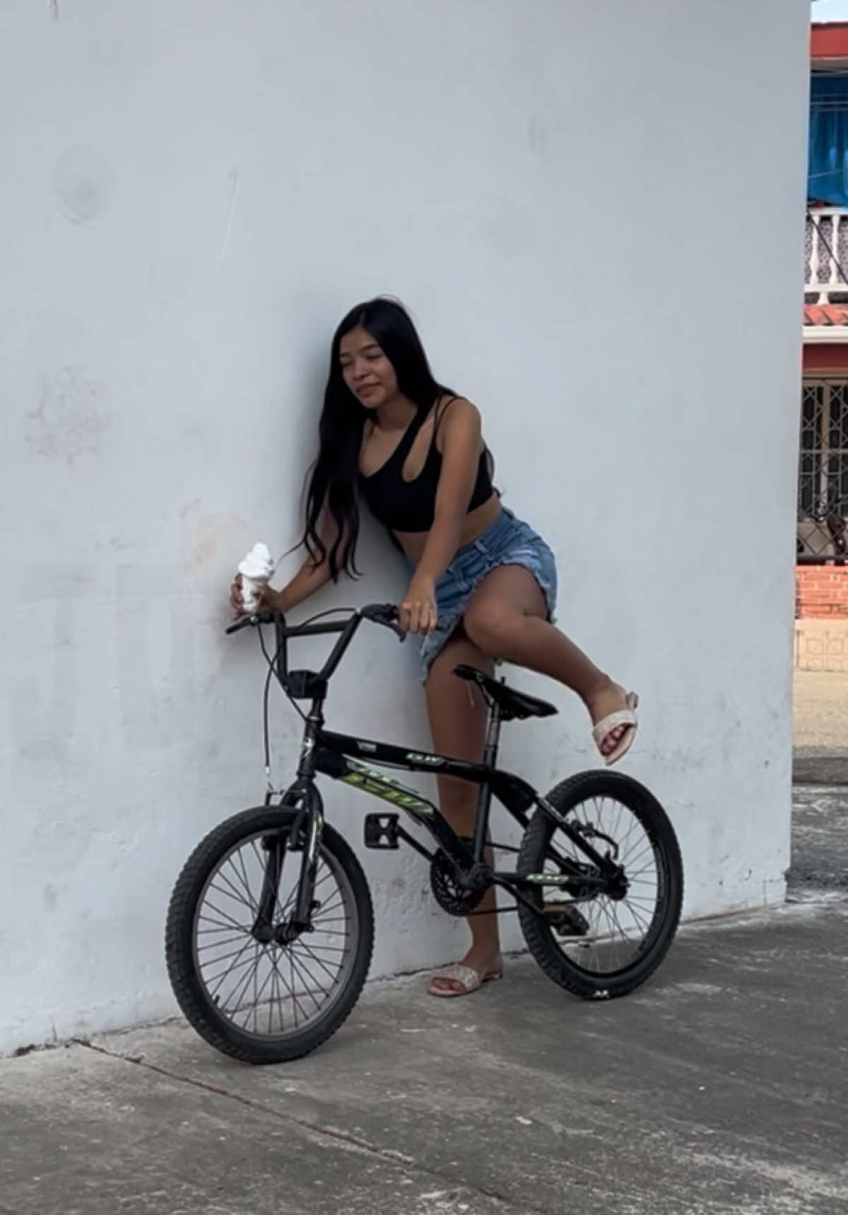 No te lleves mi bicicleta 🍦 😂🤣😂 #prankfunny #funnyy #funnytiktok #blague #blaguedrôle  