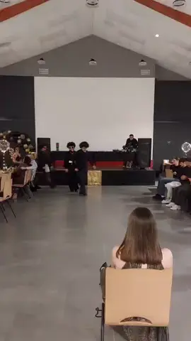 Flashmob surprise 18 ans Adèle 🥂 #flashmob #dansechallenge #surprisebirthday #18thbirthday #birthdaypartyideas 