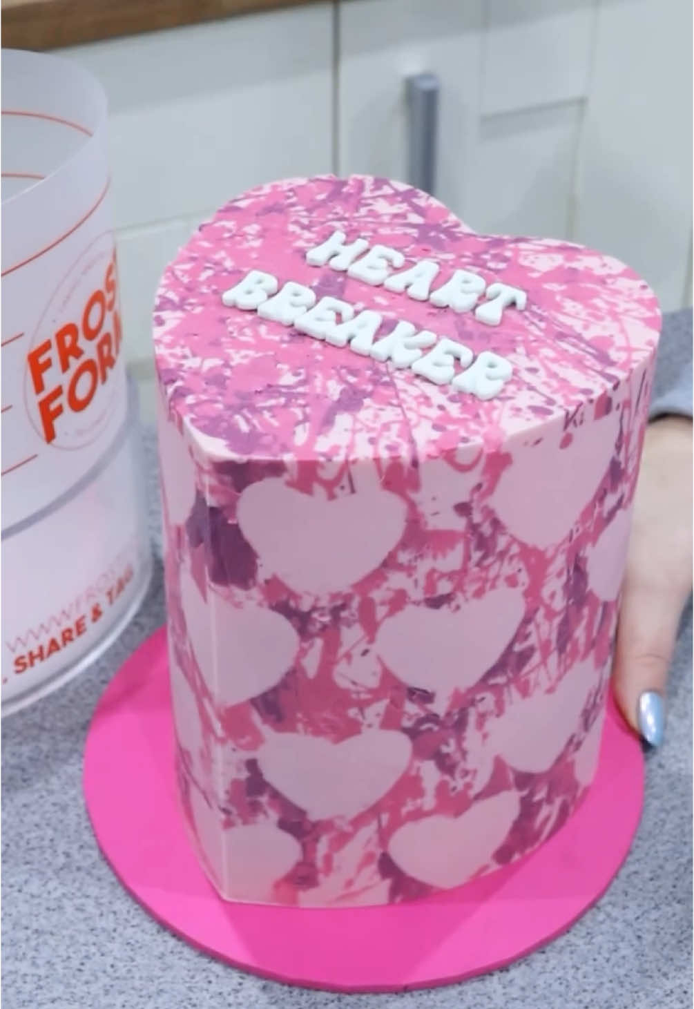 Say it with us: More Piñata Cakes this Valentines!! 🪅🩷💥 Use two coats of Candy Melts (Compound Chocolate) in your Frost Form to make a Piñata Cake! Liz cut out parchment paper hearts and lightly greased one side with oil to stick them to the liner of our Heart Kit. Easy Peasy! 💜 Order Frost Form on www.frostform.com 🌎 We ship worldwide from our warehouse in Ireland!