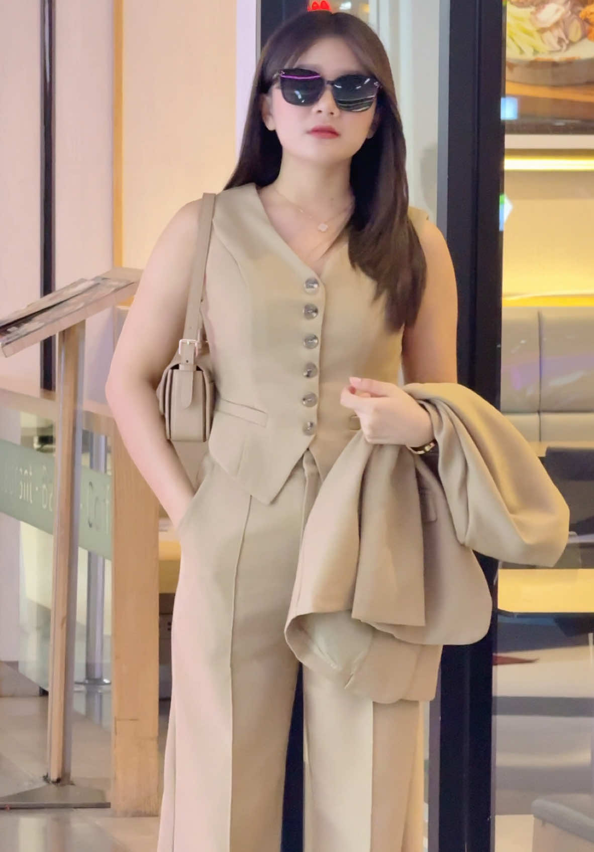 ชุดเซ็ทสูท3ชิ้น สวย เก๋ไม่ซ้ำแน่นอน🤎🔥 #ชุดเซ็ต #ชุดเซ็ทสวยๆ #ชุดเซ็ท2ชิ้น #ชุดเซ็ท #ชุดเซ็ท3ชิ้น #ชุดเซ็ทผู้หญิง #คลาสแฟชั่น #คลาสแต่งตัว #tiktokshop #tiktokครีเอเตอร์ #พิกัดชุดthecloseta 