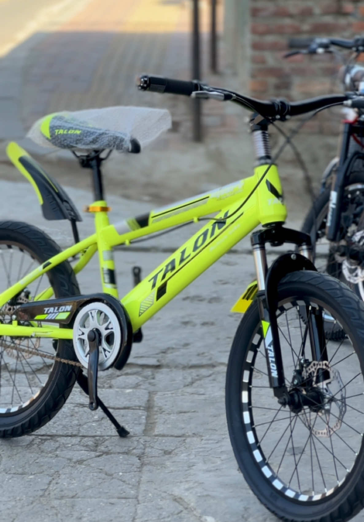 Whatsapp / Viber:9818066444 📞 🔥Kid Cycle For 8 To 12 Years / Only At Rs 8000 !!! Free Accessories/ Helmet , Lock , Side Support , Bell !!! Also We 🚚 Delivery Cycle All Over Nepal 🇳🇵Guranteed 💯 #Mountainbikes #kidstoys #kidscycle #kids #deliveryallovernepal🇳🇵 #bestmtb #foryoupage #fyp #fypage #fy #shorts #viraltiktok #viralvideo #goviral #govirallllll #mtblife #nepalitiktok #offer #kidstoy 