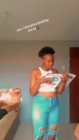 ohhh sana andaz nam ndandifunani kwa engineering 😭😭😭😌#bigforeheadgang #tvtiktok #ezenzweni #xhosatiktok #xhosanation 