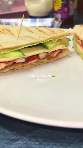 Club sandwich recipe! 🥪 #fyp #foryou #foryoupage #Recipe #desirecipe #sandwich #clubsandwich #pakistanistreetfood #india #pakistan #punjab 