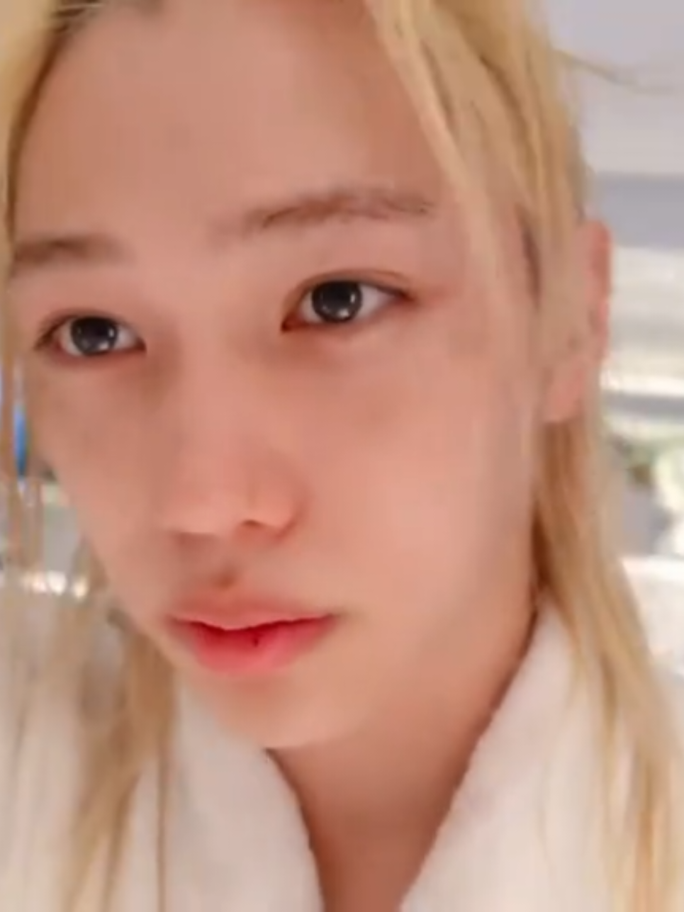 050225 Gosh he's so beautiful!!!!! Felix mini vlog - SKZ-TALKER GO! Season 5 Ep.05 SYDNEY #필릭스 #felix #felixskz #felixstraykids #스트레이키즈 #straykids #yongbok #yongbokie #leefelix #용복 #sunshinefelix #yonglixx #cutefelix #StrayKidsFelix #felixfreckles #SKZFelix #danceracha #FelixStage #용복이가_내행복 #SKZTalker 📽.Stray Kids YT