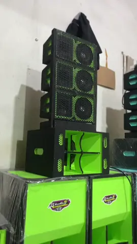 Redy mulai dari 6 inc smpe 15 inc tidak perlu po pesan cat jadi pemesanan Wa ada di bio @El audio13 #horegjawatimur #soundminiatur #miniatur #paketspeakermurahmeriah 