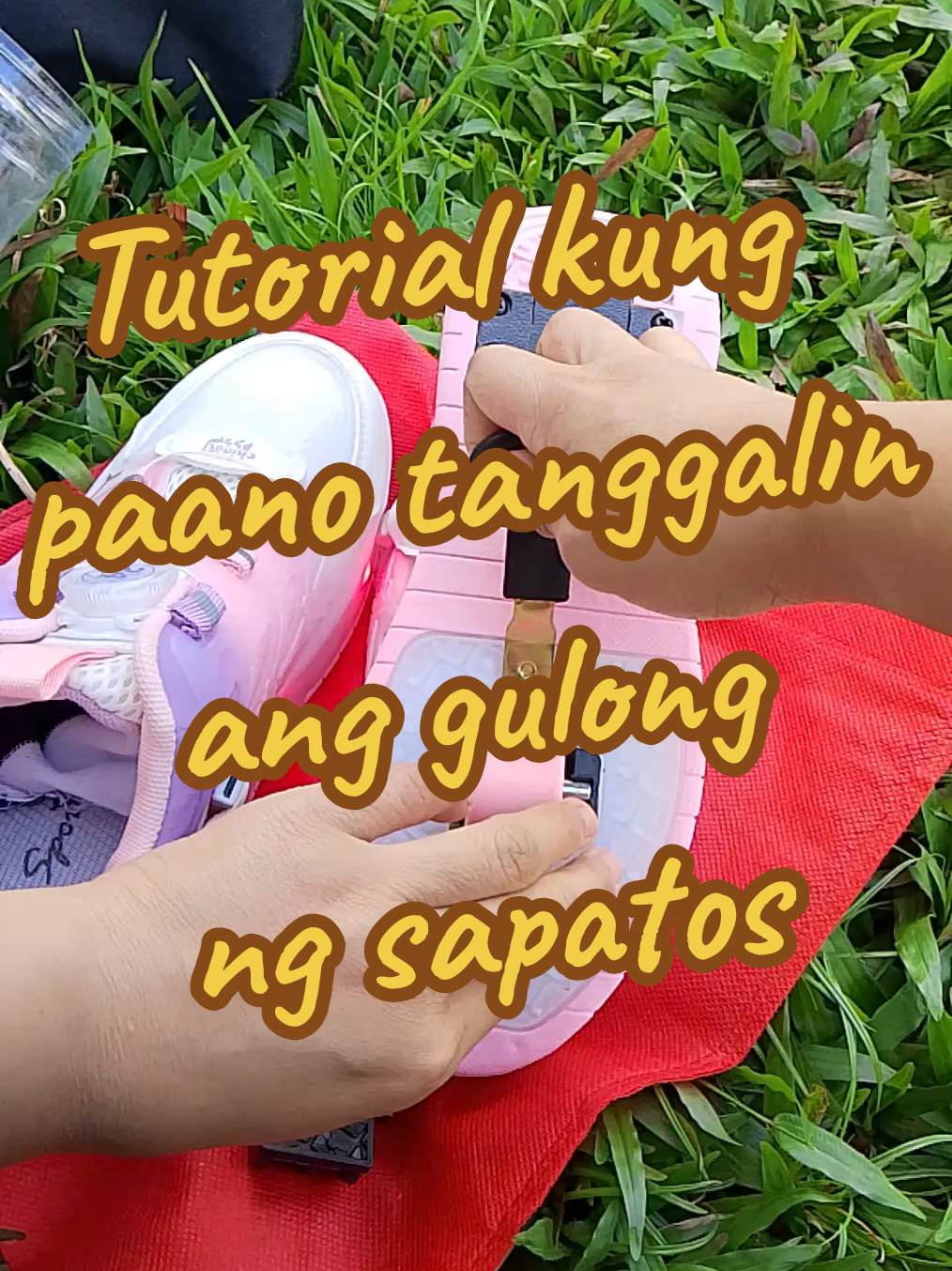 Tutorial kung paano tatanggalin ang gulong ng sapatos( Skating Shoes ) #skater #skatingshoes #sale #anggandangquality😍 #freeshipping #shoes #affordable 