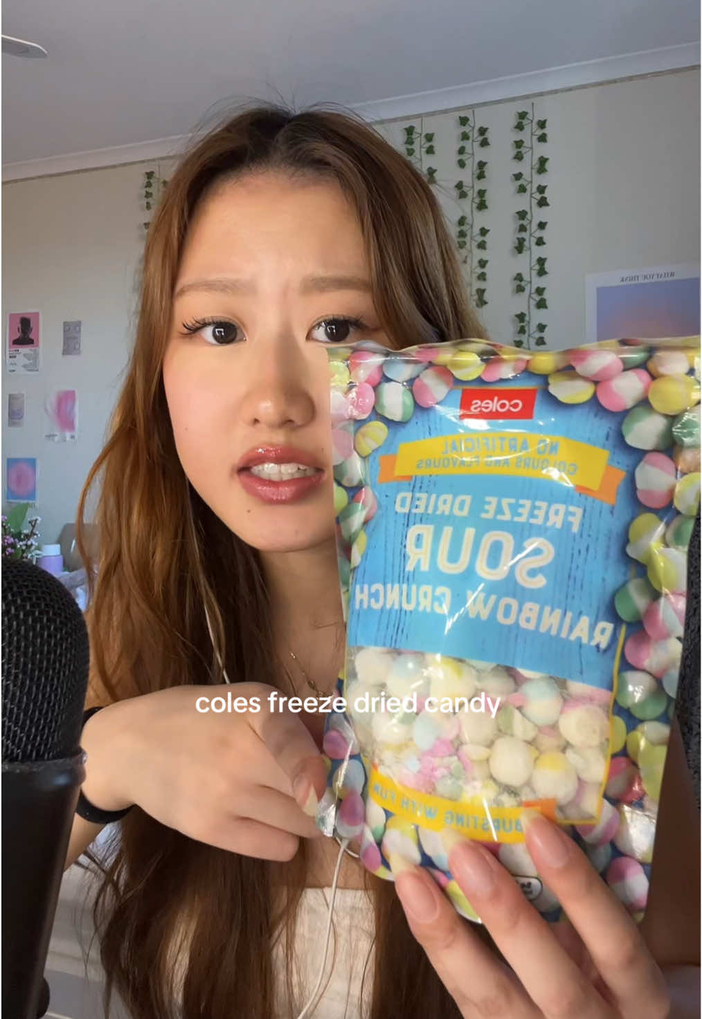 $1.50 freeze dried candy??? not sponsored btw had to share @Coles Australia #asmr #asmrsounds #asmrvideo #asmrtiktoks #mukbang #freezedriedcandy #coles #colesfinds #colesaustralia #australia #asmrbeam 