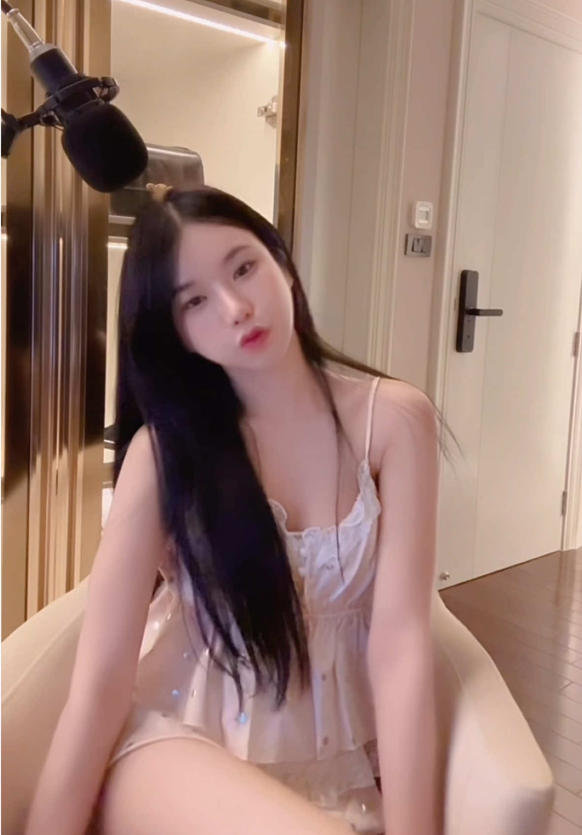 แป๊บเดียวจะวาเลนไทน์อีกแล้วหรอเนื้อคู่ยังไม่เกิดเลยอะ 👀