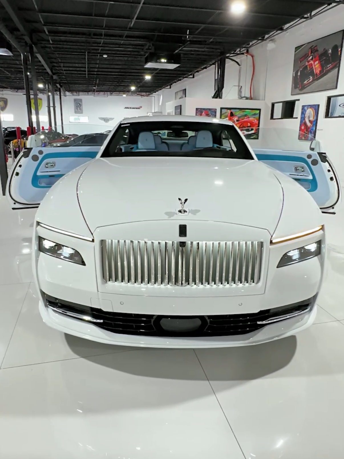 Rolls Royce Spectre! 