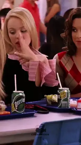 Nas quartas usamos rosa. 💖 #meninasmavaldas #reginageorge #lindsaylohan #filmesparaassistir 