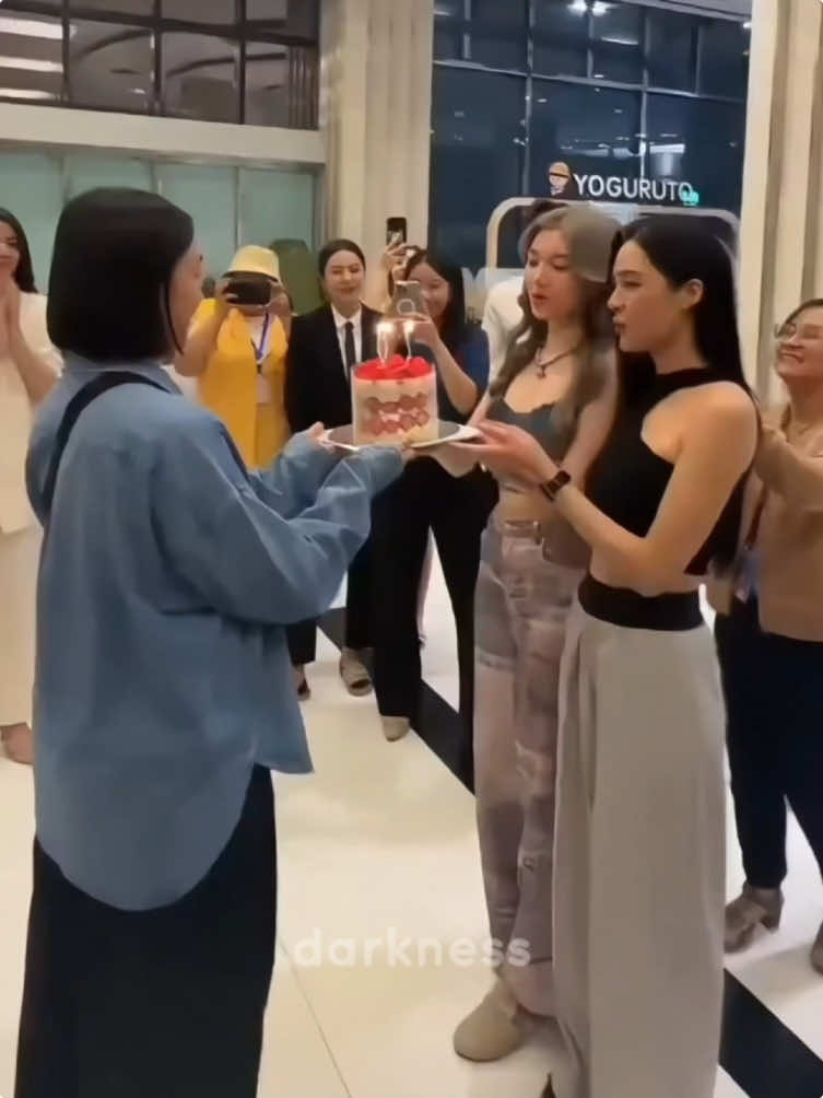 selamat ulang tahun mae koy 🥳✨#lingorm #linglingkwong #ormkornnaphat #onlyyoutheseries #thesecretofus #หลิงออม #tsou 