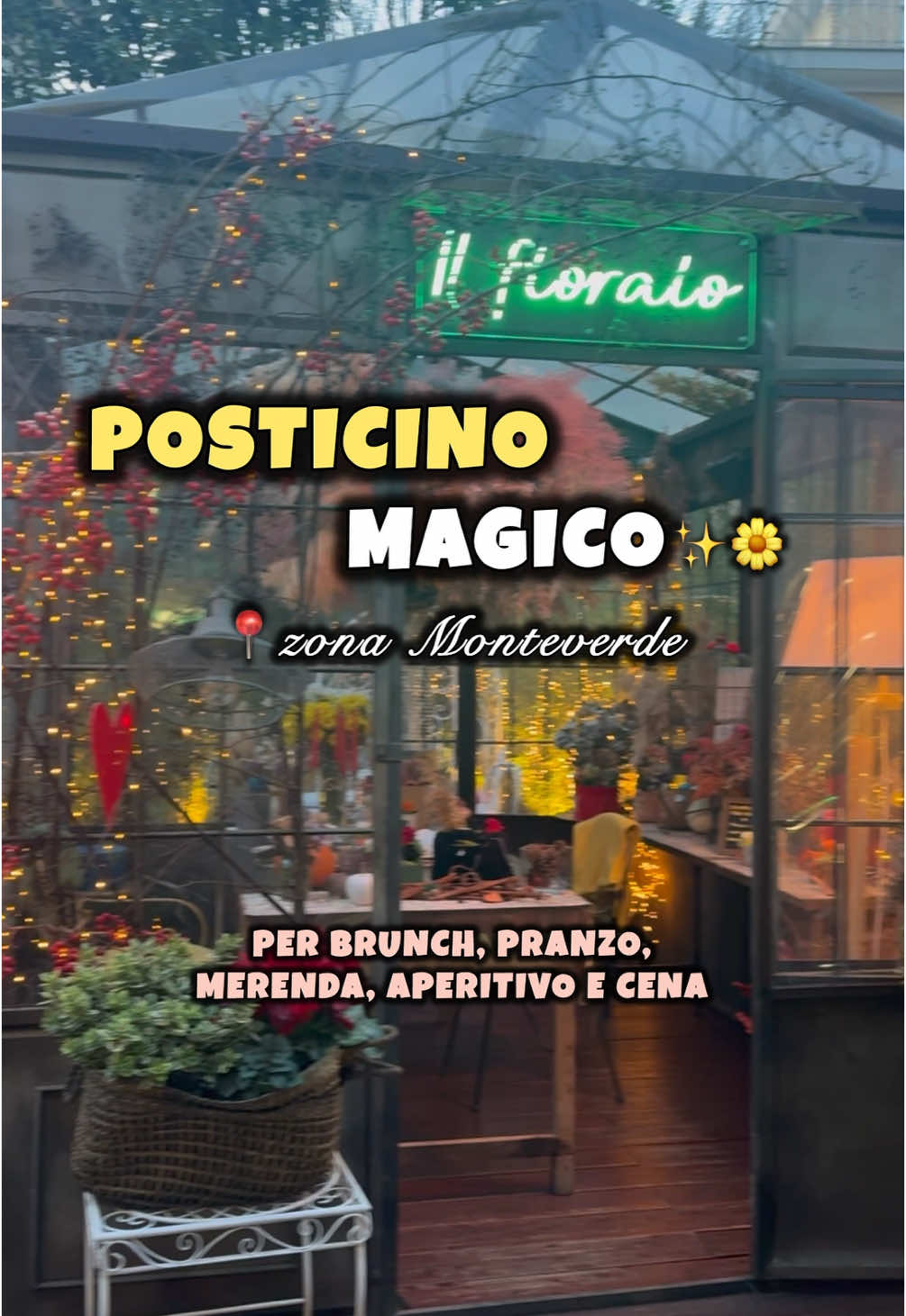 Nel cuore di 📍Monteverde c’è un posticino magico✨ ideale per Brunch, pranzo, merenda, aperitivo e cena che ti farà innamorare 🥰 proprio come è successo a noi❤️ 🌾❌ Hanno opzioni gluten free (la cucina è unica quindi non si può garantire assenza di contaminazione) Siamo stati a pranzo nella loro bellissima veranda, ma qui ci sono molte sale, sia interne che esterne (patio, pergolato, salotto, corte e roseto). Stupenda la loro sala “Fioraio” che si vede all’inizio del video e che può essere riservata chiedendolo espressamente al momento della prenotazione (tavolo fino a 4 persone). 🍽️Passando al cibo, squisiti tra gli antipasti la Ceviche di salmone con salsa Nikkey, sesamo nero, avocado e mais chupe (16€) e la Polentina Fritta con guancia brasata (14€). Buonissima anche la Tartare dello chef (15€) che può variare in base al giorno! 🍝Imperdibili come primo i Pici con carciofi fritti a lamelle 16€ e tra i secondi il Calamaro ripieno all’Amatriciana con spuma di pecorino e pop corn di maiale (20€). Molto buono però anche il Baccalà fritto (gluten free perché la panatura è di mais) con salsa al pomodoro, cipolla, olive taggiasche e capperi (18€). 🍰Da provare il Casamisù, davvero speciale 🥰. Siamo da @casavidaschi in 📍Via Lorenzo Vidaschi, 59. *Invito #monteverde #perte #pranzo #roma 