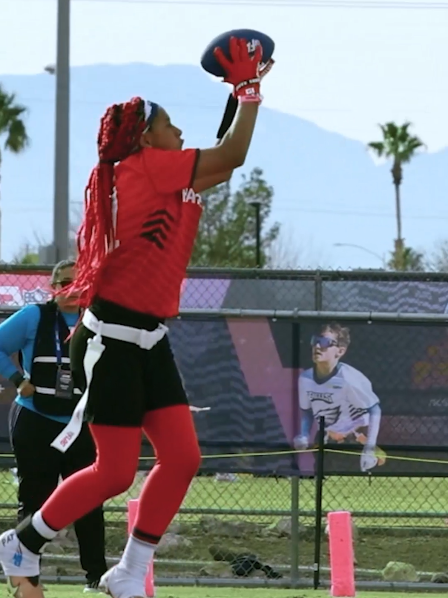 Happy #ngwsd to all the women and girls in Flag Football all around the world. Keep breaking barriers, growing the game and inspiring generations of women to come. 👏