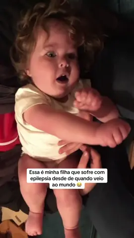 Ela é uma grande guerreira 🫶🏼🙏🏻 #epilepsy #convulsiones #filha #tratamento 