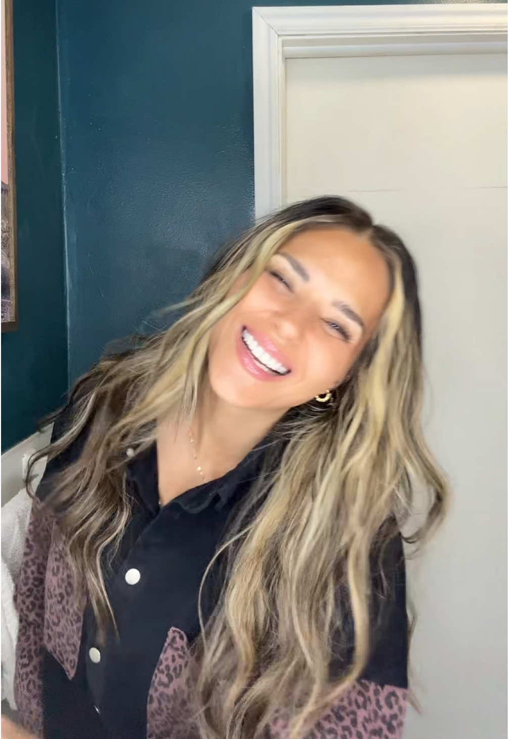 Wearing my millennial mom shirt  🐆 #MomsofTikTok #momofteens #ootdinspo #momlifestyle 