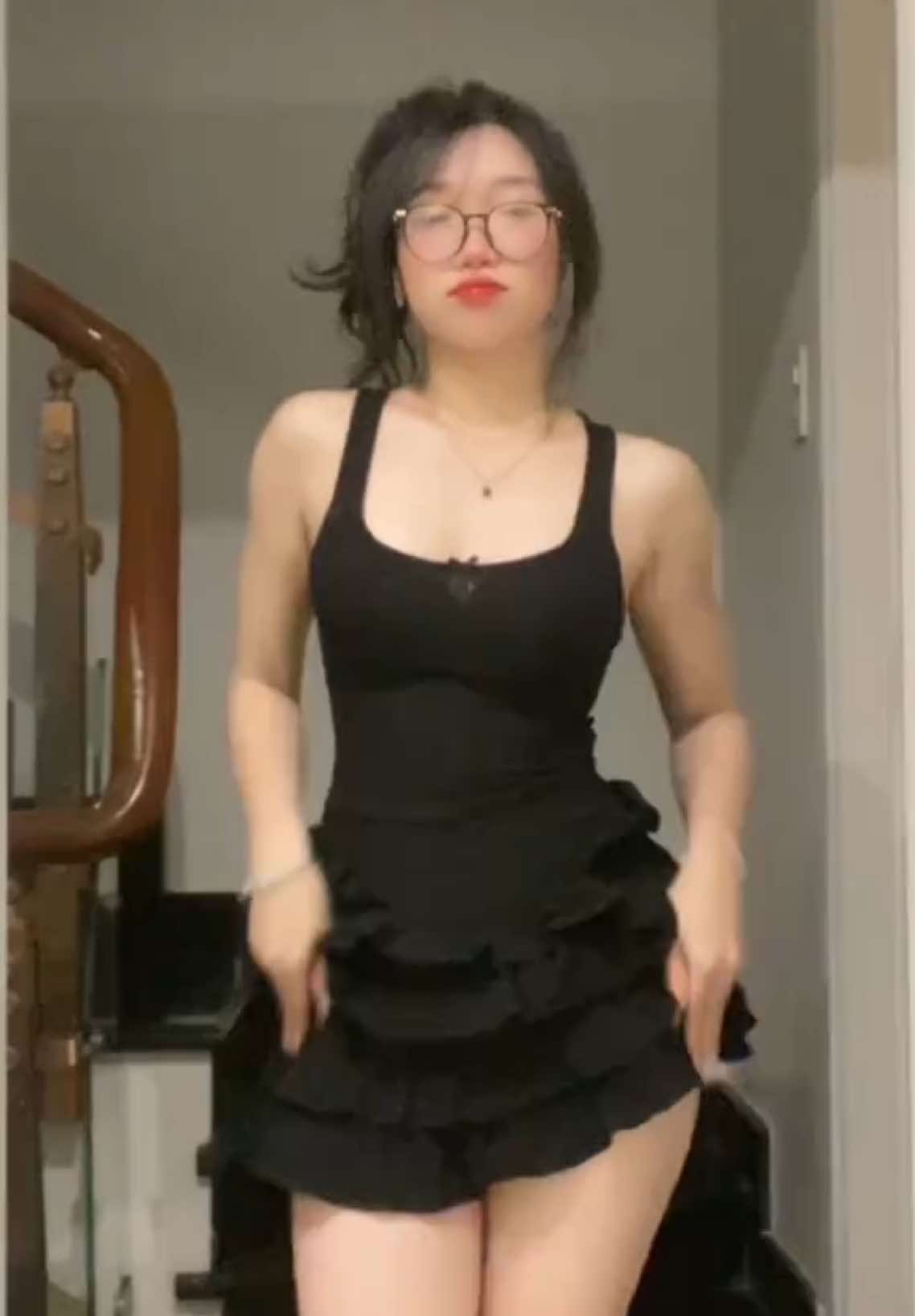 trở lại viu cầu thang (e có qần bảo hộ nhen tictoc ui) |dc @maryy 🎀 #kanhihi_ #TikTokDanceVN 