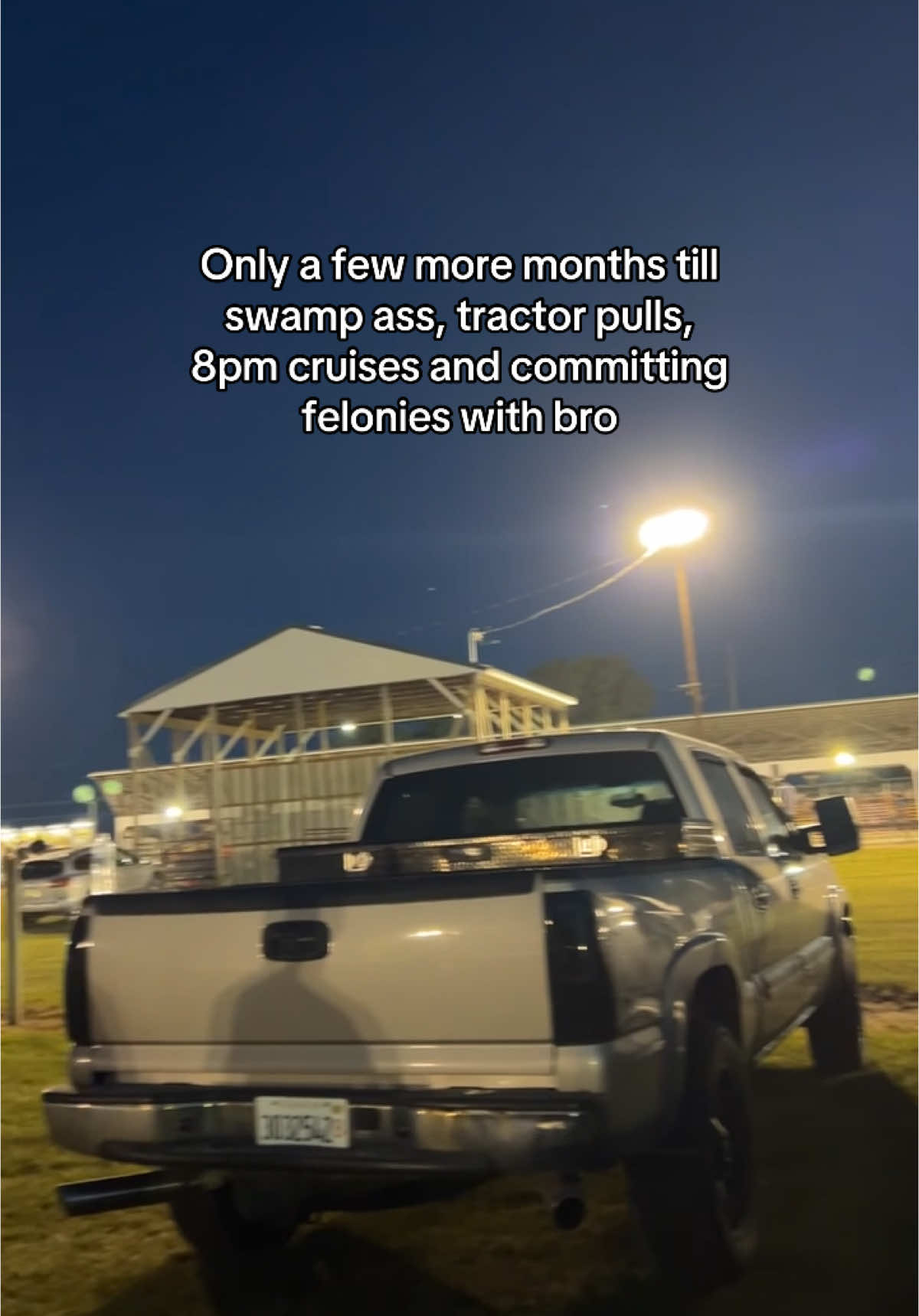 #tractortok #tractorpull #pullingtractor #Summer #summernights #trucktok #realtalk #relatable #fyp #foryou #foryoupage 