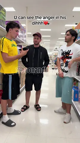 Crashout foreigner💀follow the twitch for more link in bio #fyp #comedy #prank #whatwasthebestdayofyourlife #boonandbezzie #interview 