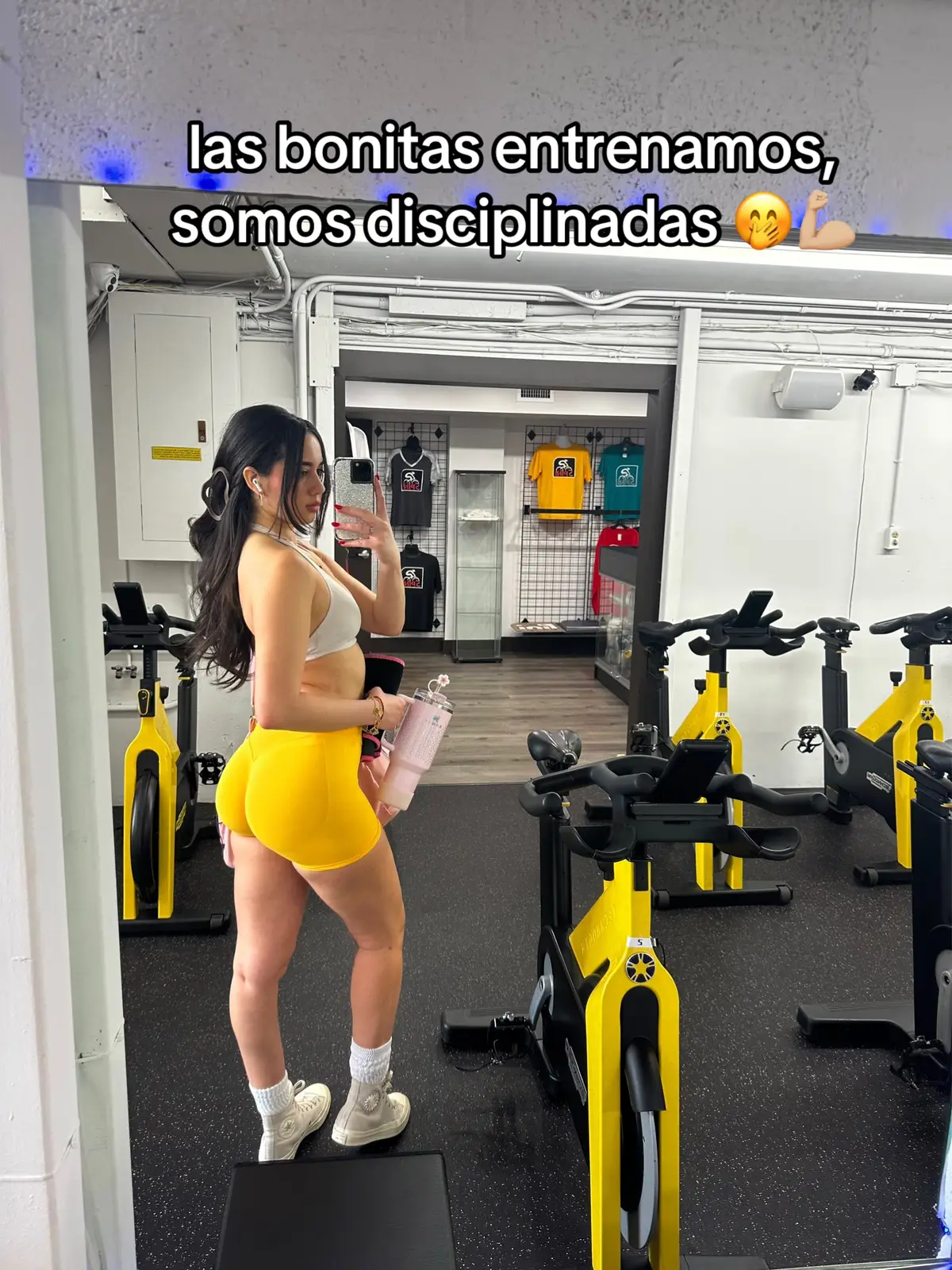 shorts from @YEOREO 💛 #bodypositivity #gym #Fitness #chicafitnesss #yeoreo #gymshorts 