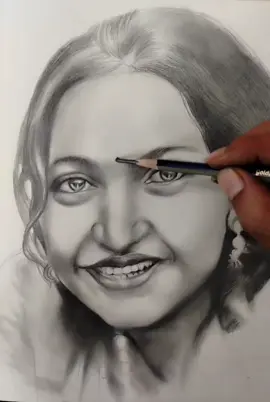 Monalisa viral girl portrait #monalisa #foryou #foryoupage 