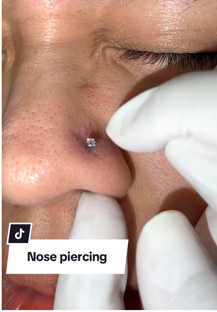 Nose piercing #nosepiecercing #piercing #piercings #piercinglovers #piercingstudio #piercingvideo #piercingvideos #piercingsoftiktok #piercinglovinhos #piercingjewelry #vairal #fypシ゚viral #allfake⚠️ 