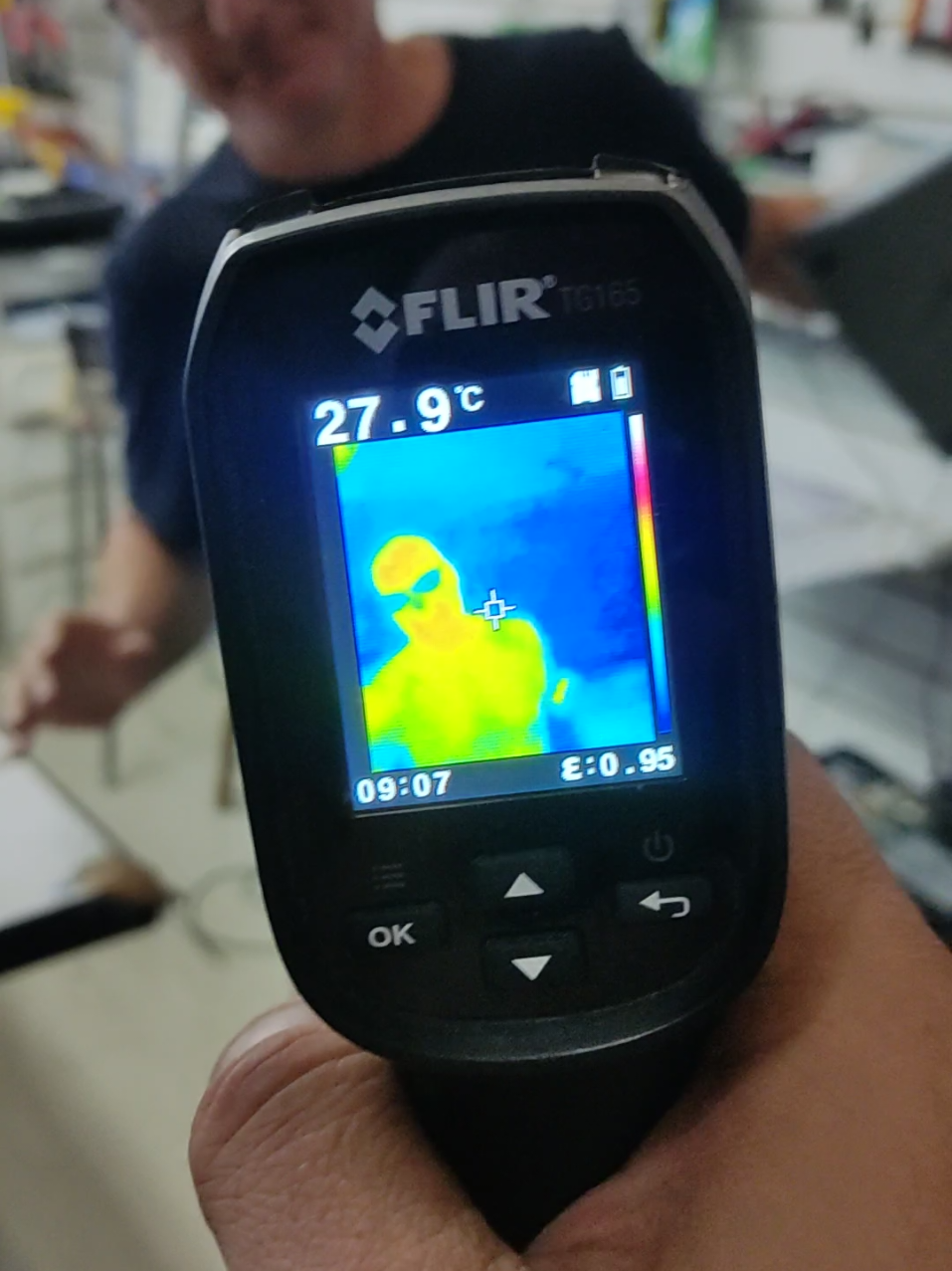 câmera térmica TG165 - somente demonstração, não vendemos este aparelho 