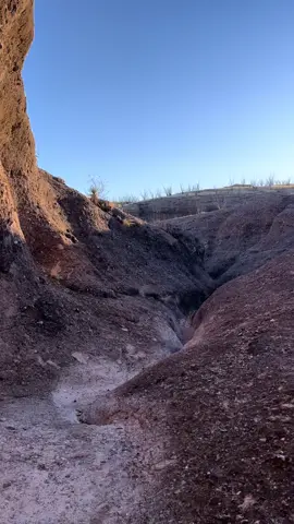Pero estaba bonito🫶🏼🤣#chihuahua #cañones#cuevas#cuu#conoce#fyp#fypシ゚viral🖤tiktok #caminata 