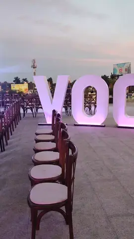 Encanta de poder participar nuevamente como maquillista en la pasarela VOGUE, realizada por la @Adriana Boada Model Academy como parte de la graduación de las próximas modelos ✨ #makeup #maquillaje #model #pasarela #school #modelaje #fyp #viral_video 