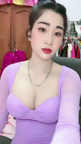 Mua kem body ib qua phở bò trinh suri ạ