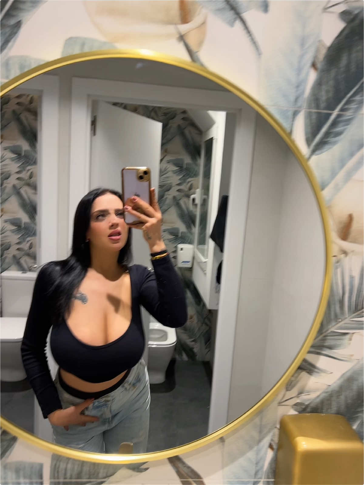 Normal 