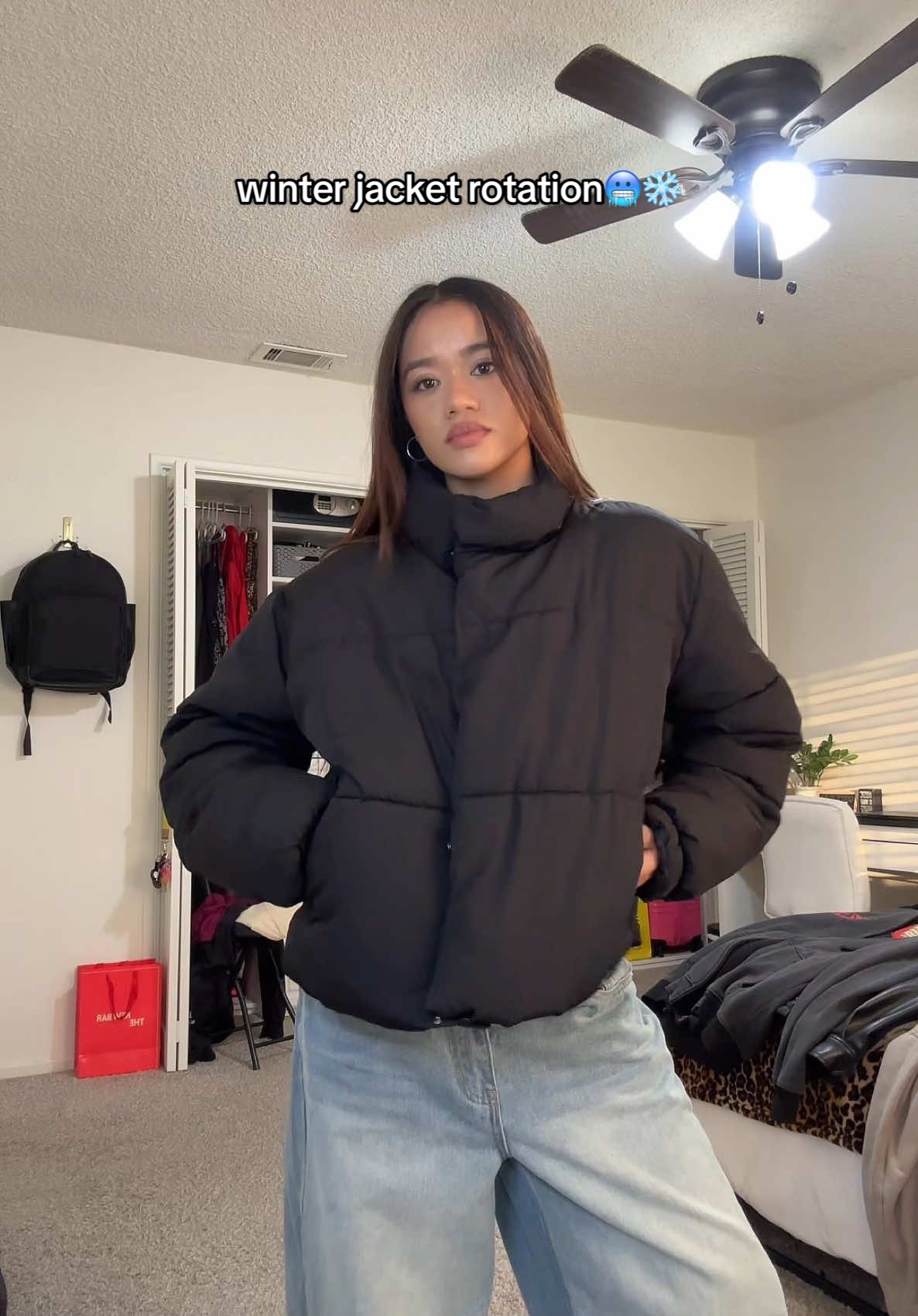 here is my 2025 winter jacket rotation 🧥 #fyp #outfits #outfitinspo #collegeoutfitideas #winterfashion #jacketrotation 