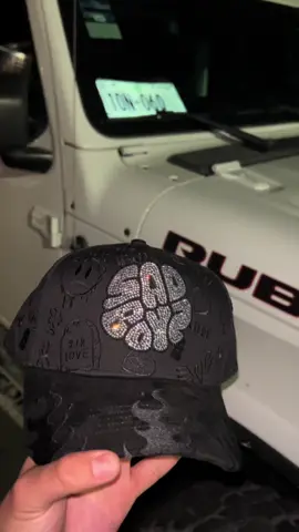 #fyp #gorra #disponibile #gorras #parati #fypp #gorrasoriginales #gorritastime✌🏽🧢 #totalblack #sadboyz #crystals #blackout #dandyhats #dandyhatsmx @Dandy Hats 🧢 